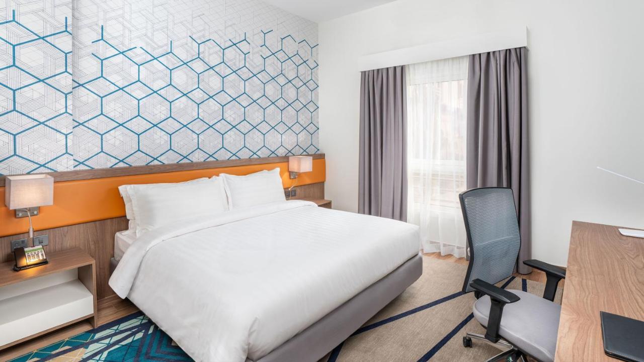 Hotel By Ihg 4*
