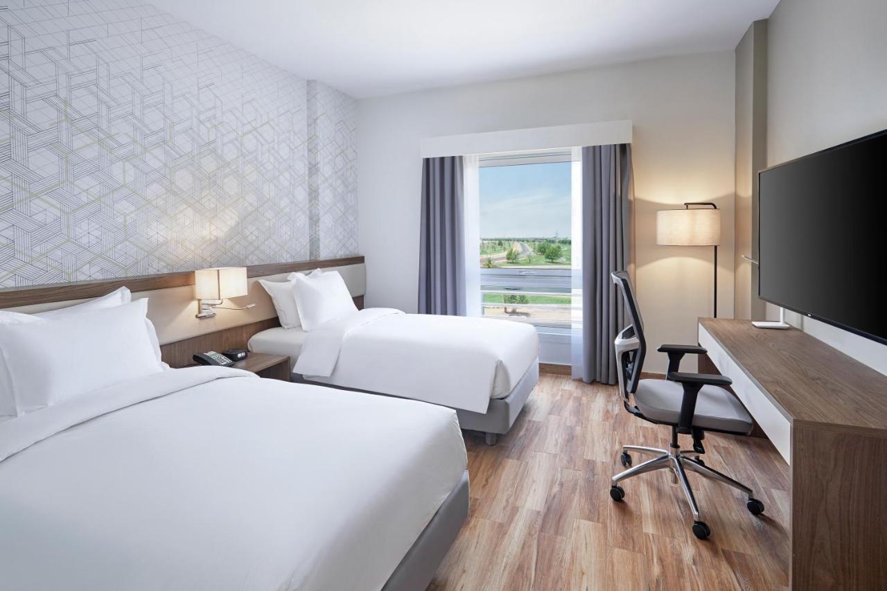 Hotel By Ihg
