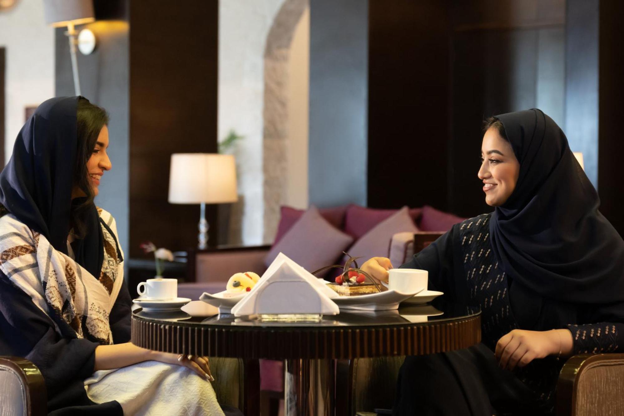Hotel By Ihg Tabuk